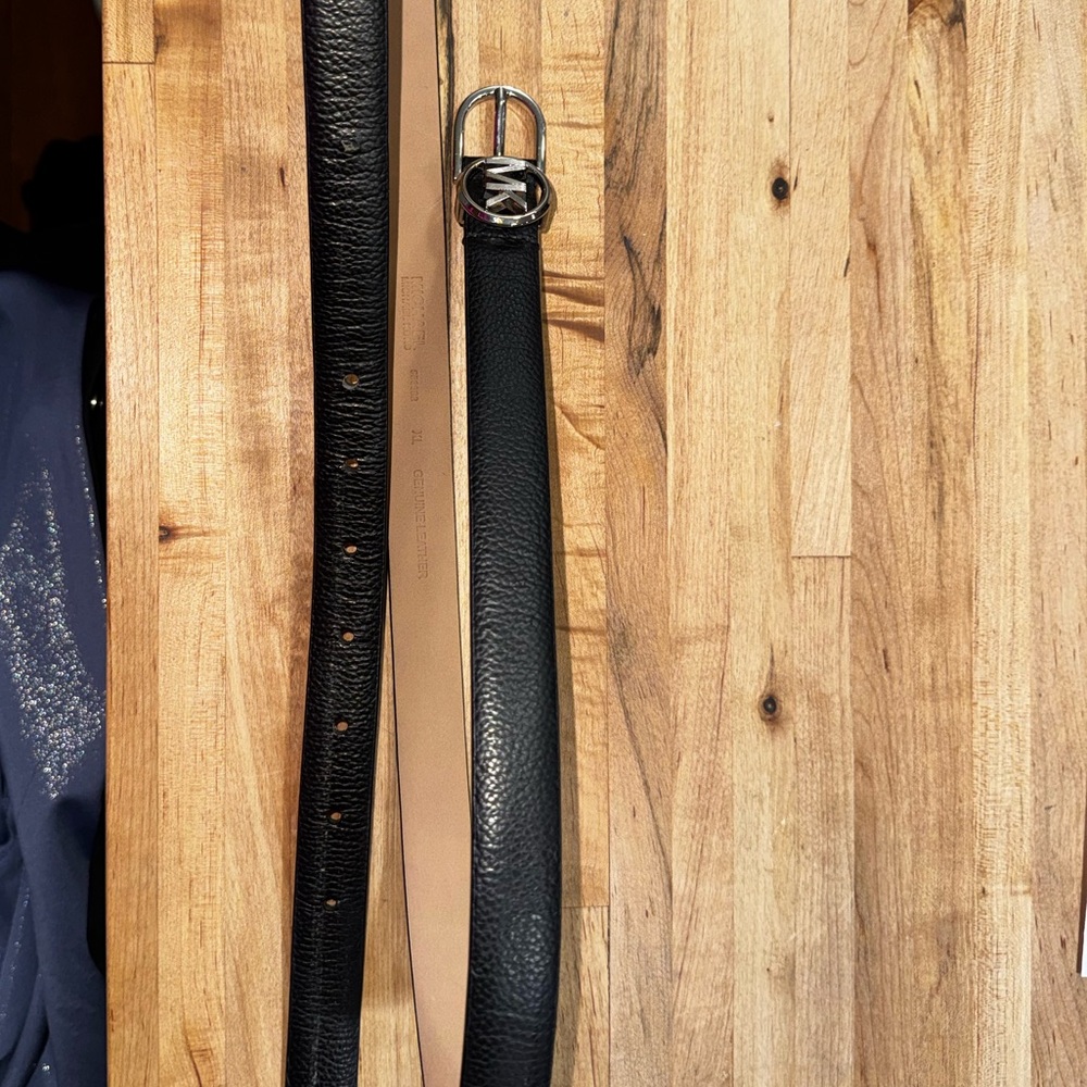 Michael Kors women's black pebbled leather belt with MK logo size XL